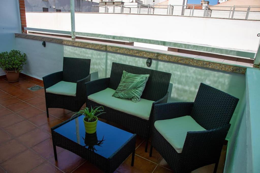 Апартаменты El Rincon De Apolo. Atico Con Aparcamiento Gratis. Малага Экстерьер фото