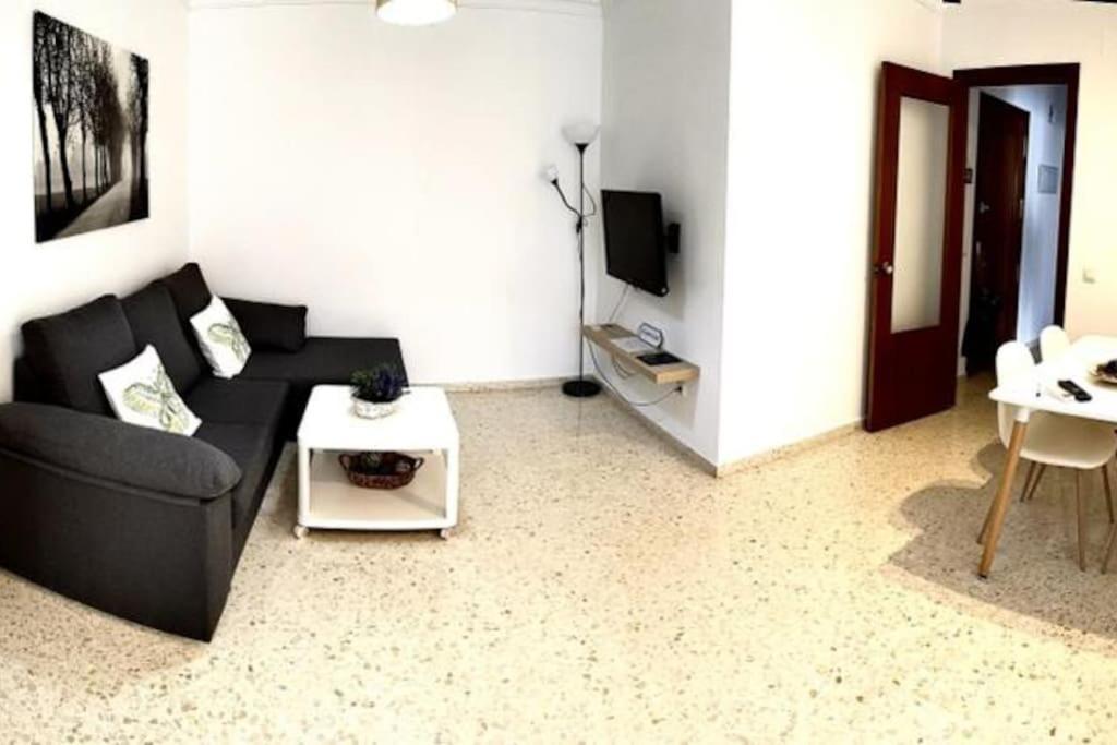 Апартаменты El Rincon De Apolo. Atico Con Aparcamiento Gratis. Малага Экстерьер фото